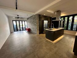 Sunrise Avenue (D28), Semi-Detached #543240151